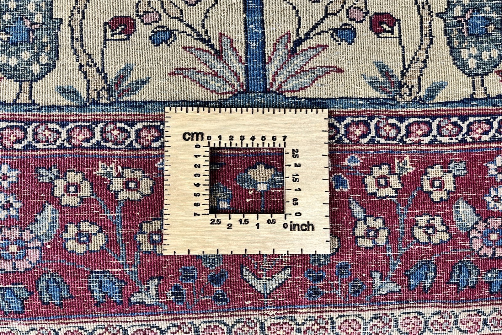 Tabriz Antique — Hand-knotted, 143x190 cm, Beige, 100% Virgin Wool | View 11