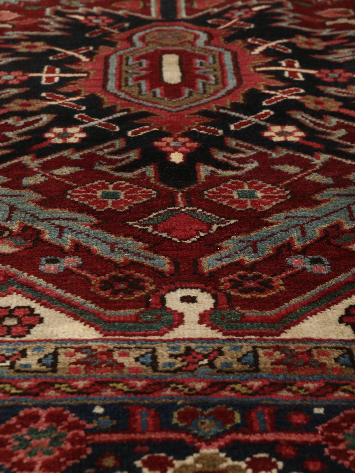 Heriz — Hand-knotted, 358x438 cm, 100% Virgin Wool | View 8
