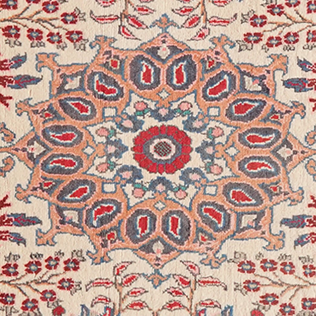 Bidjar — Hand-knotted, 85x129 cm, Beige, 100% Virgin Wool | View 4