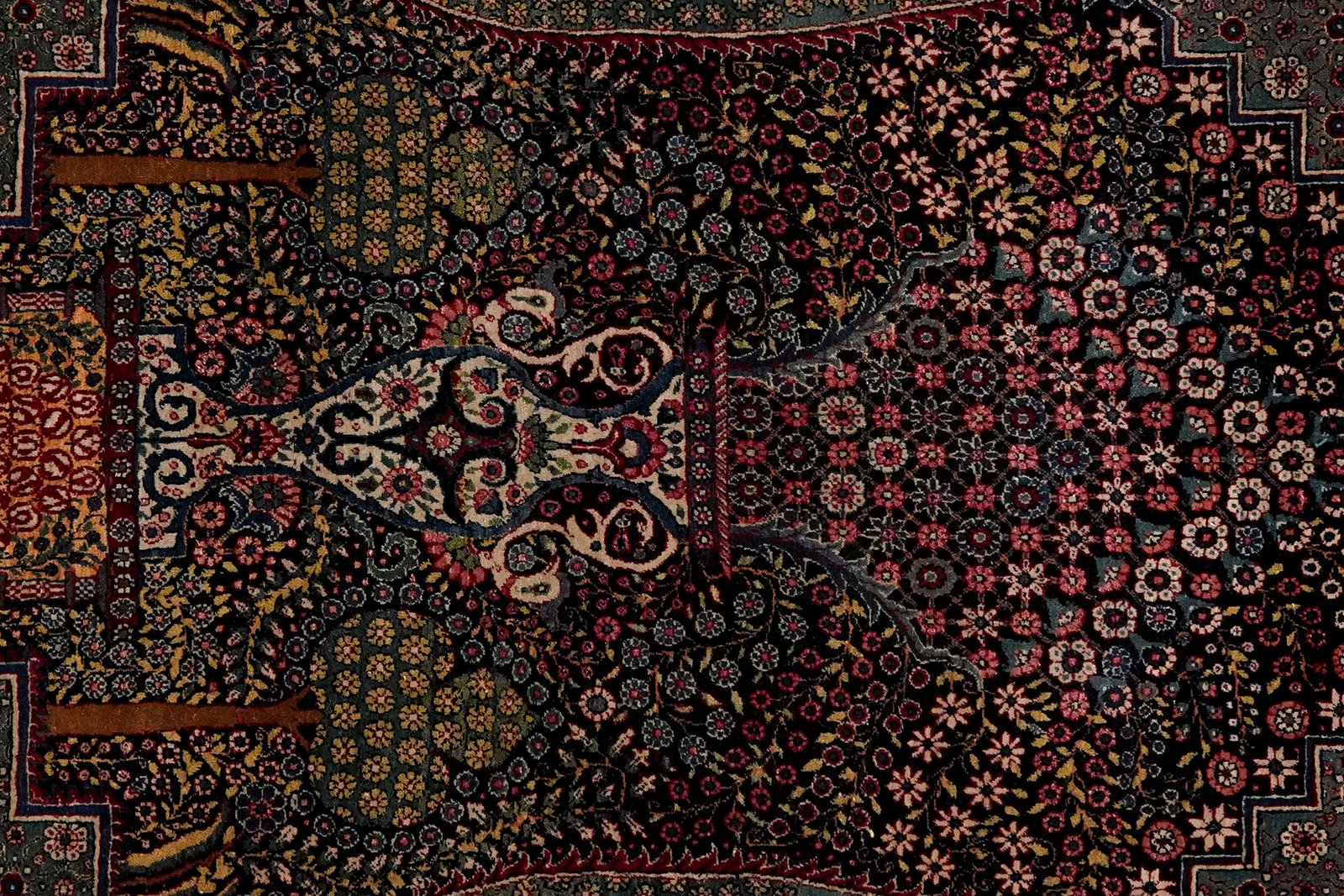Teheran — Hand-knotted, 133x212 cm, Blue, 100% Virgin Wool | View 4