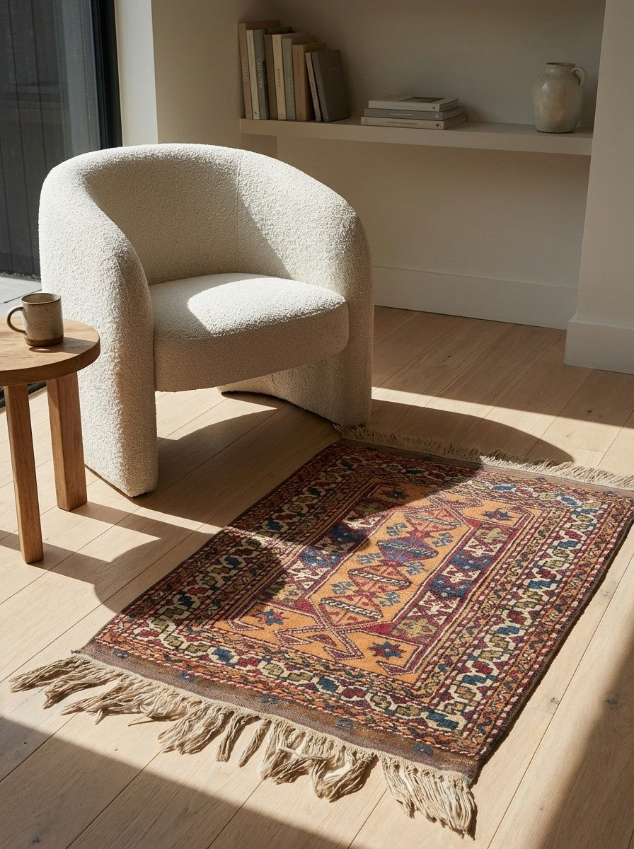 Konya — Hand-knotted, 89x150 cm, Beige, 100% Virgin Wool | Detail view