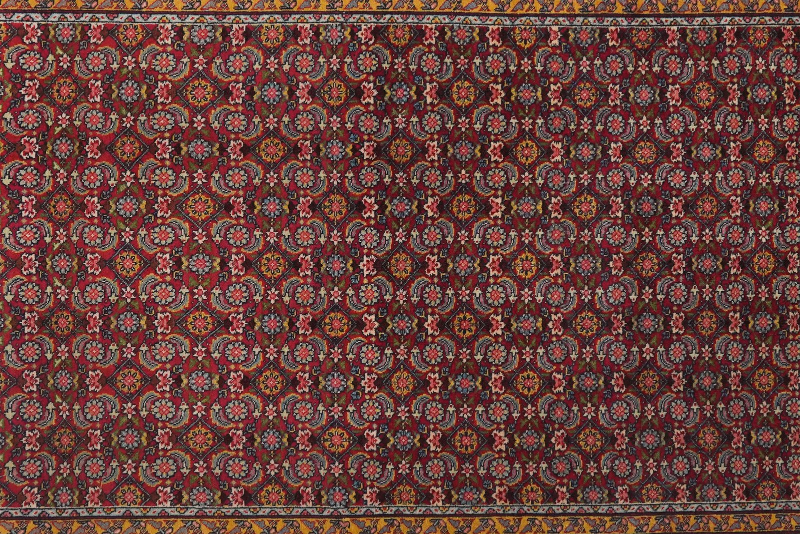 Tabriz Old — Hand-knotted, 110x150 cm, Red, 100% Virgin Wool | View 4