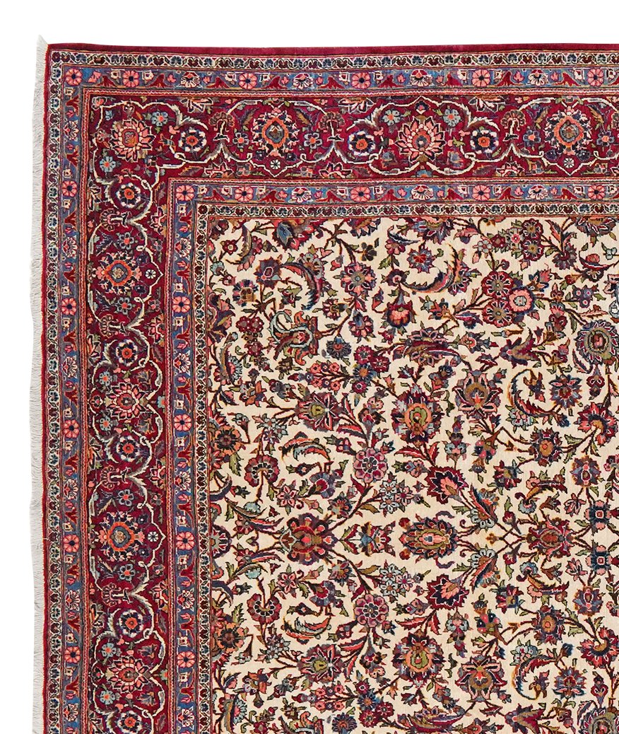 Kashan — Hand-knotted, 224x324 cm, Beige, 100% Virgin Wool | View 3