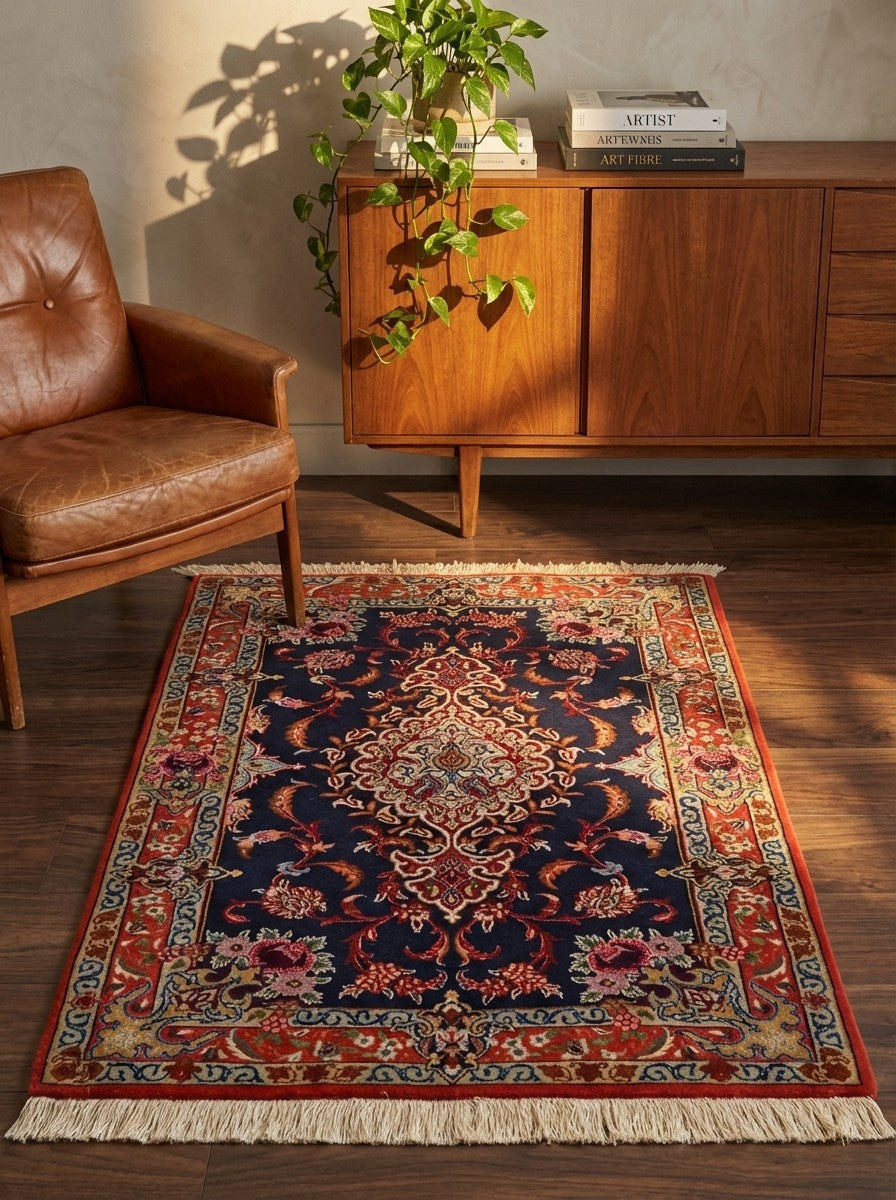 Isfahan — Hand-knotted, 77x113 cm, Blue, 90% Schurwolle, 10% Seide | Back view