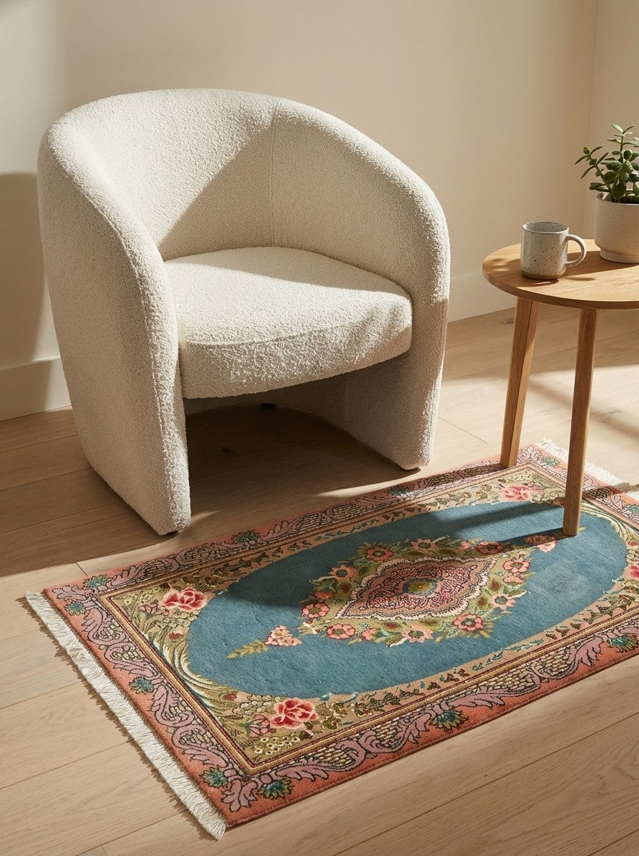 Tabriz 50 Raj — Hand-knotted, 59x93 cm, Green, 100% Virgin Wool | Detail view