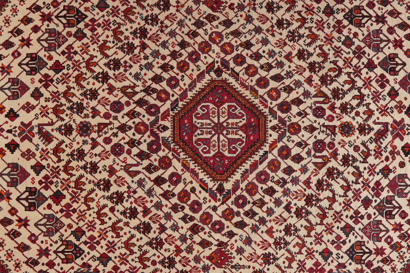 Gashgai — Hand-knotted, 197x278 cm, Beige, 100% Virgin Wool | View 4