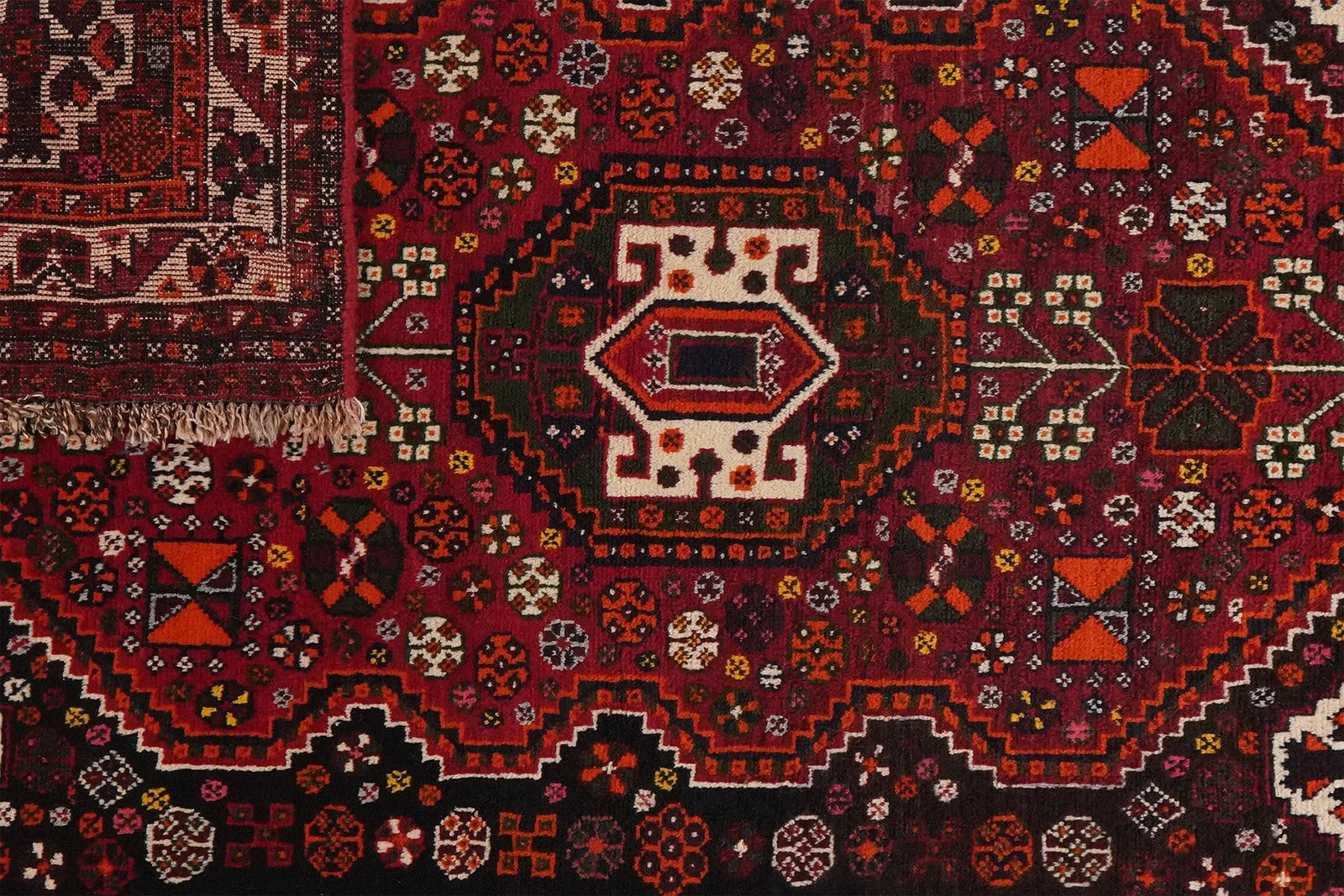 Gashgai — Hand-knotted, 103x152 cm, Red, 100% Virgin Wool | View 5