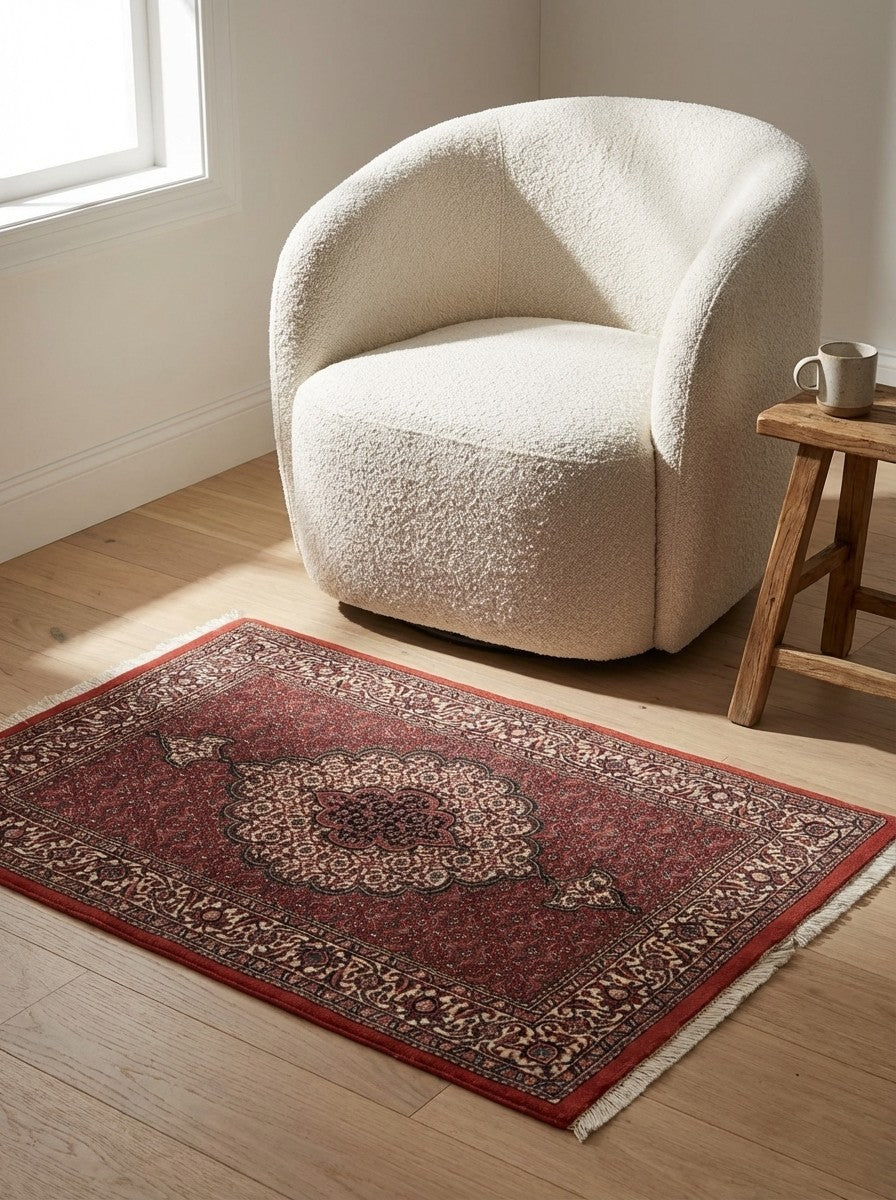 Bidjar Bookan — Hand-knotted, 85x131 cm, Red, 95% Schurwolle, 5% Seide | Detail view