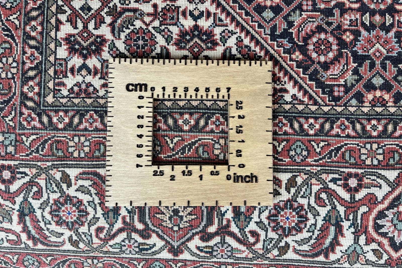 Bidjar Bookan — Hand-knotted, 154x211 cm, Red, 95% Schurwolle, 5% Seide | View 11