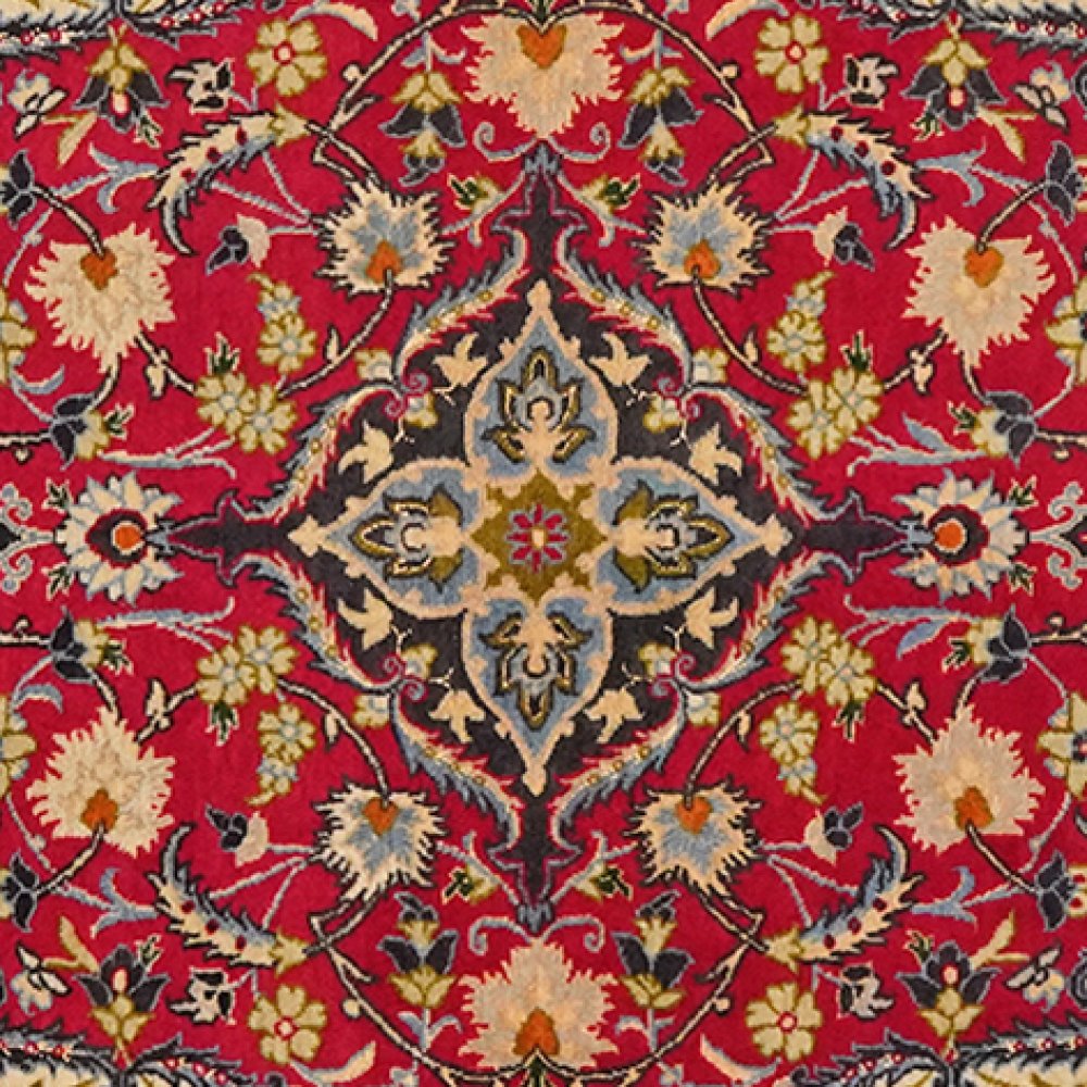Isfahan — Hand-knotted, 73x108 cm, Red, 95% Schurwolle, 5% Seide | View 4