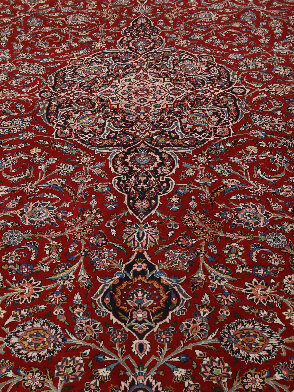 Kashan — Hand-knotted, 326x467 cm, 100% Virgin Wool | View 6