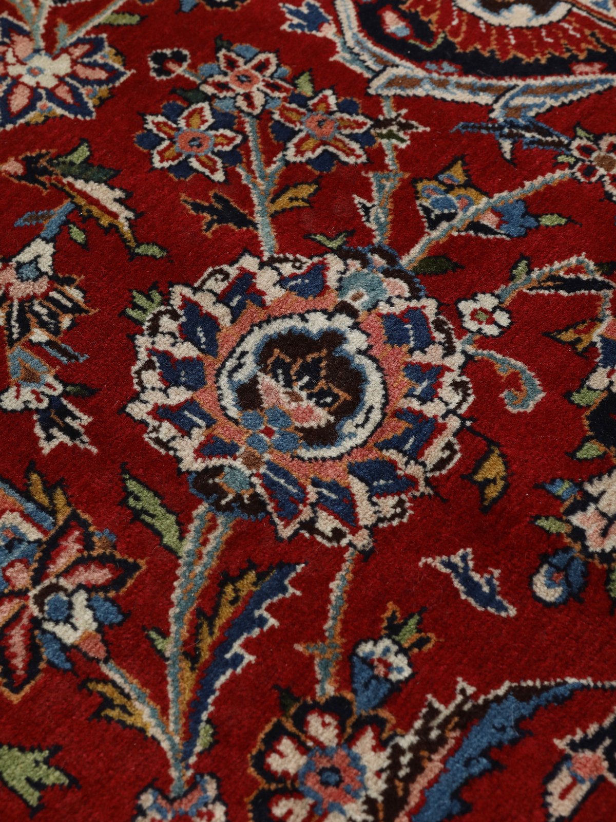 Kashan — Hand-knotted, 326x467 cm, 100% Virgin Wool | View 9
