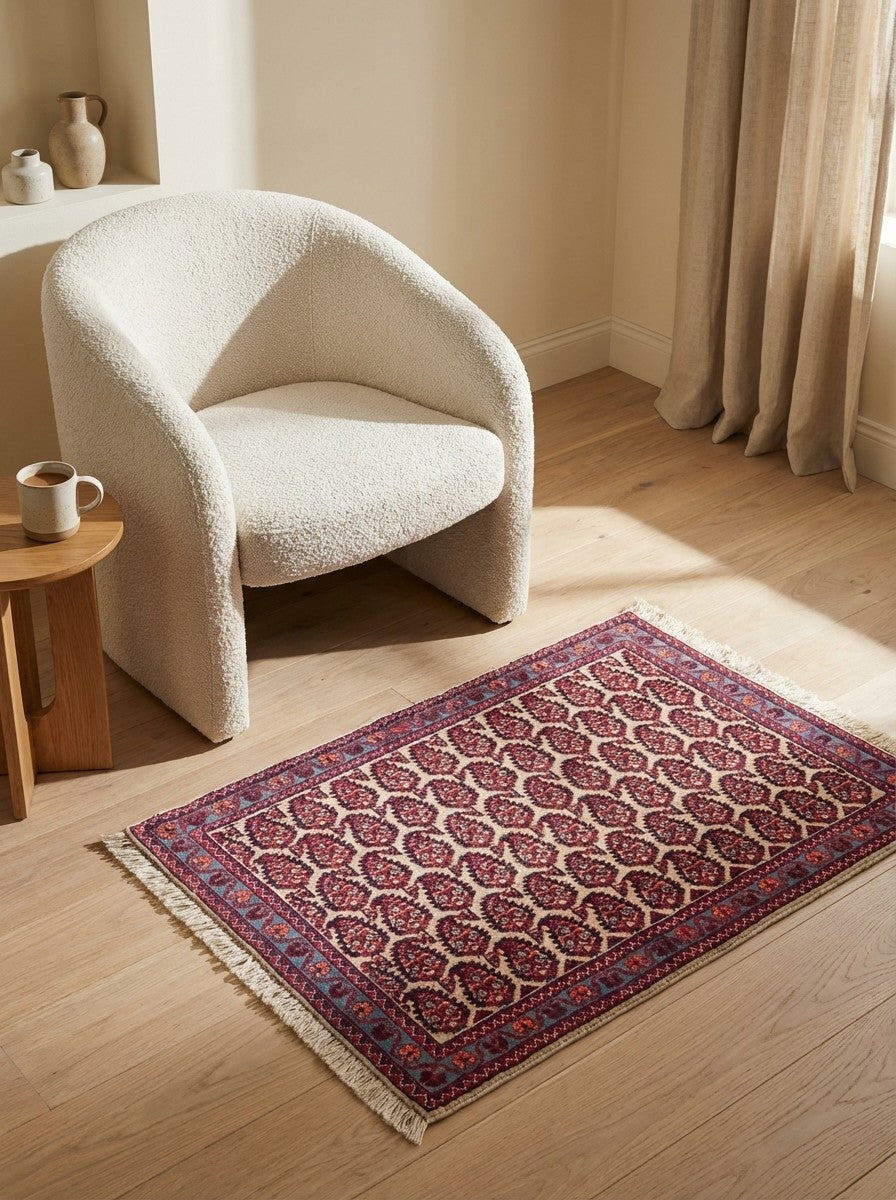 Farahan — Hand-knotted, 62x81 cm, Beige, 100% Virgin Wool | Detail view