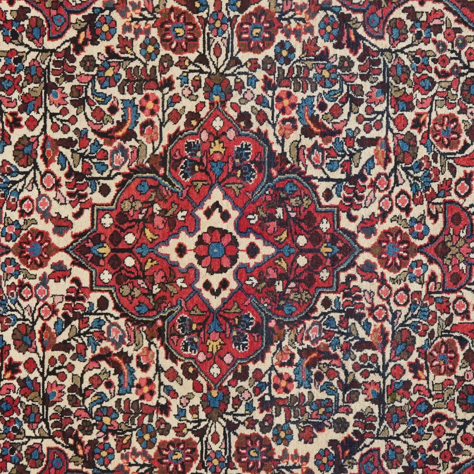 Bourtchalou — Hand-knotted, 154x210 cm, Beige, 100% Virgin Wool | View 6