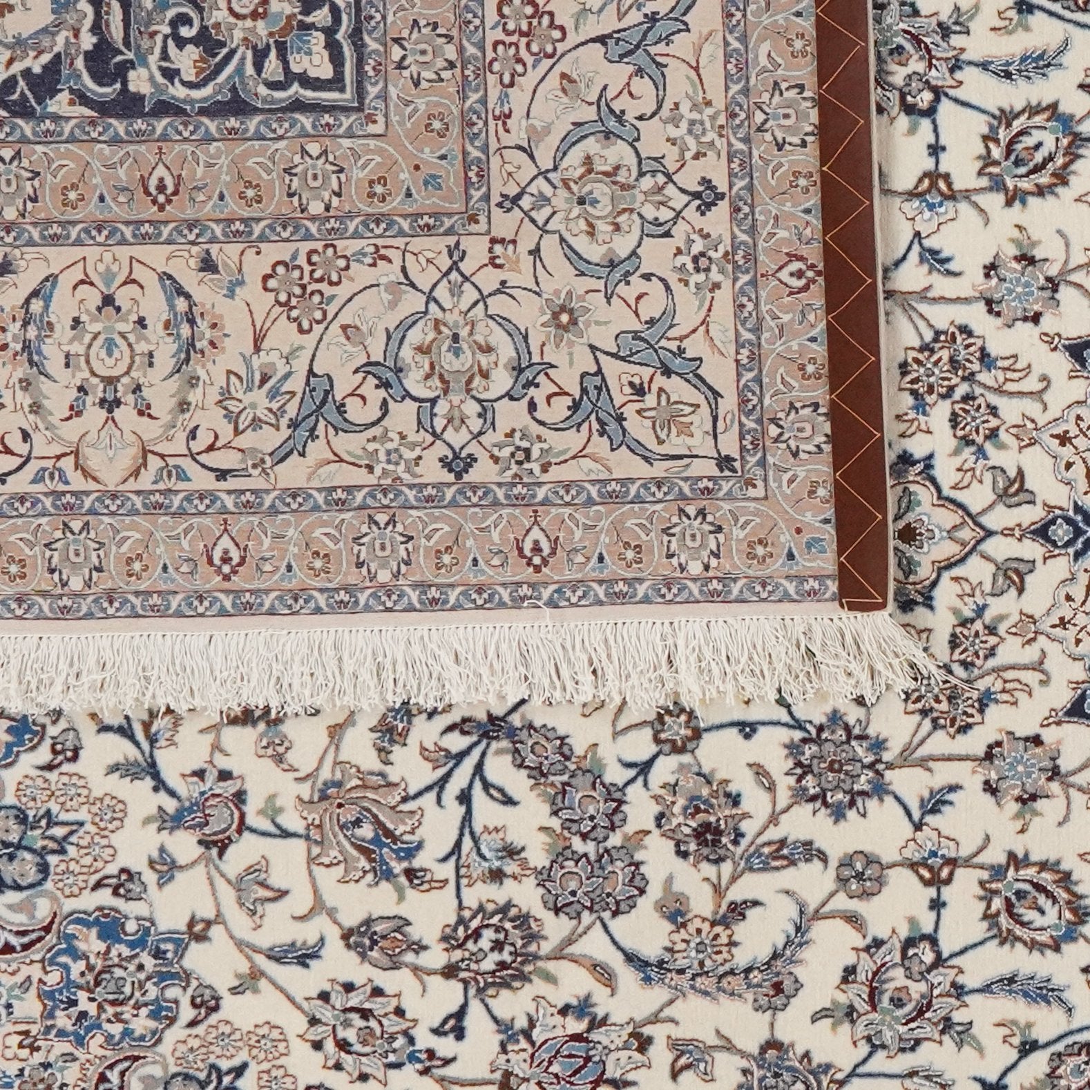 Nain 6La — Hand-knotted, 200x302 cm, Beige, 100% Virgin Wool | View 6