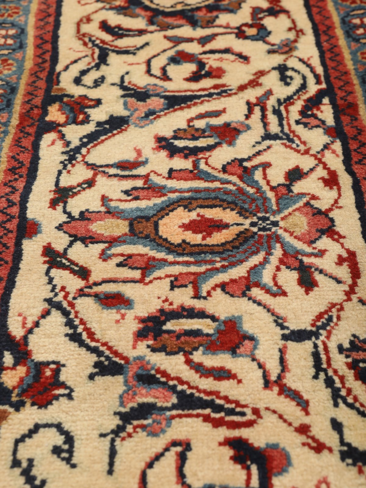 Mahal — Hand-knotted, 306x523 cm, 100% Virgin Wool | View 10