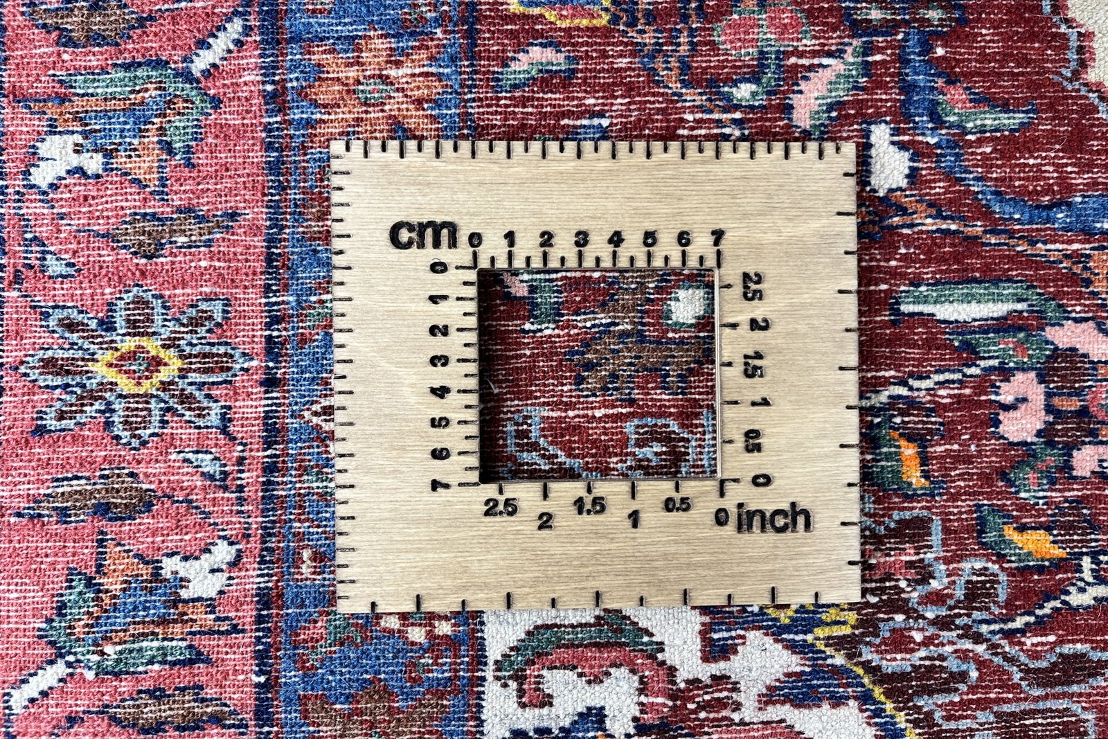 Tafresh — Hand-knotted, 141x196 cm, Beige, 100% Virgin Wool | View 11