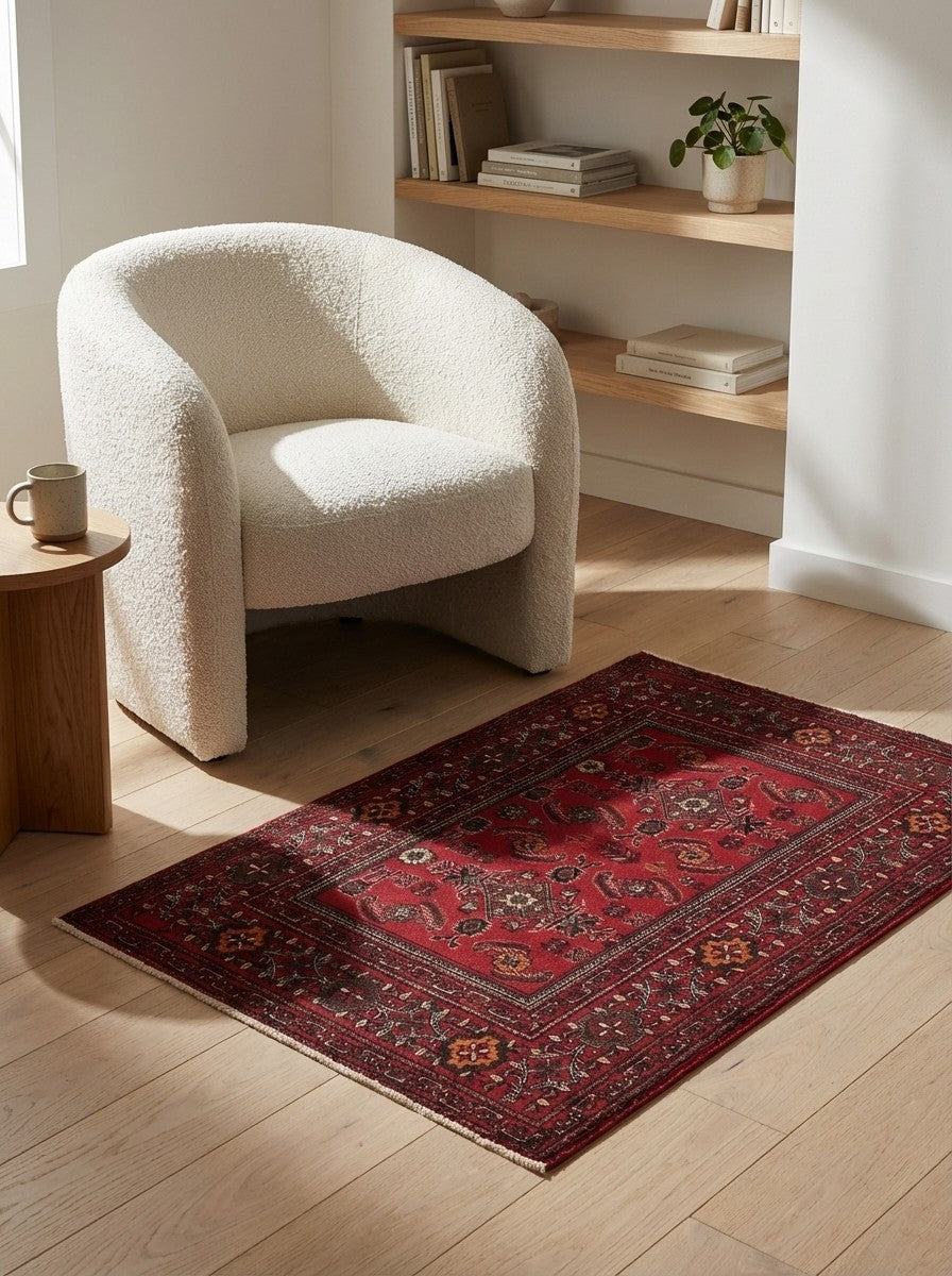 Turkman — Hand-knotted, 118x67 cm, Red, 100% Virgin Wool | Detail view