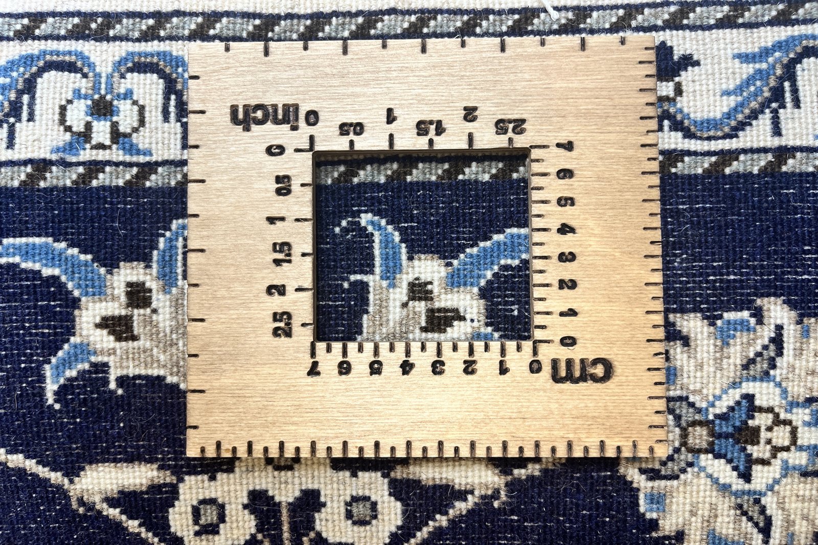 Nain 12La — Hand-knotted, 89x136 cm, Blue, 100% Virgin Wool | View 11