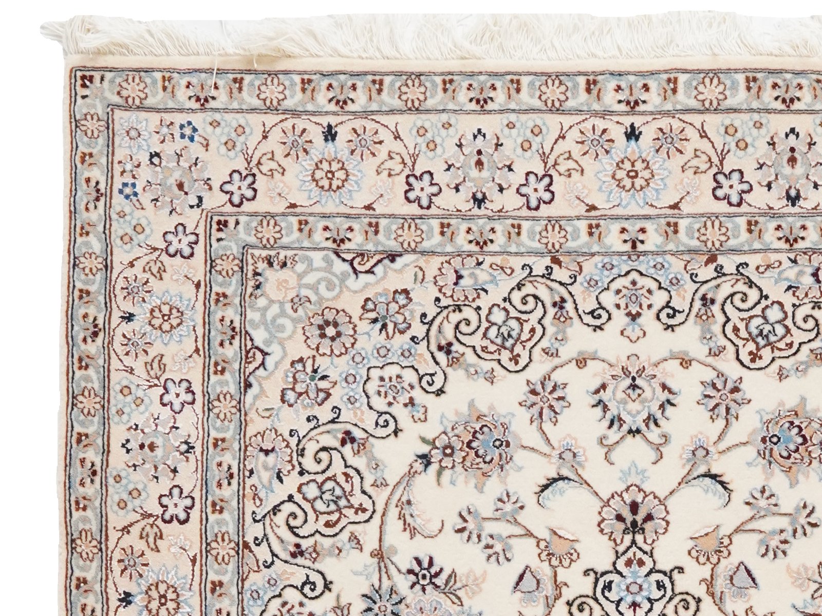 Nain 6La — Hand-knotted, 100x152 cm, Beige, 100% Virgin Wool | View 3