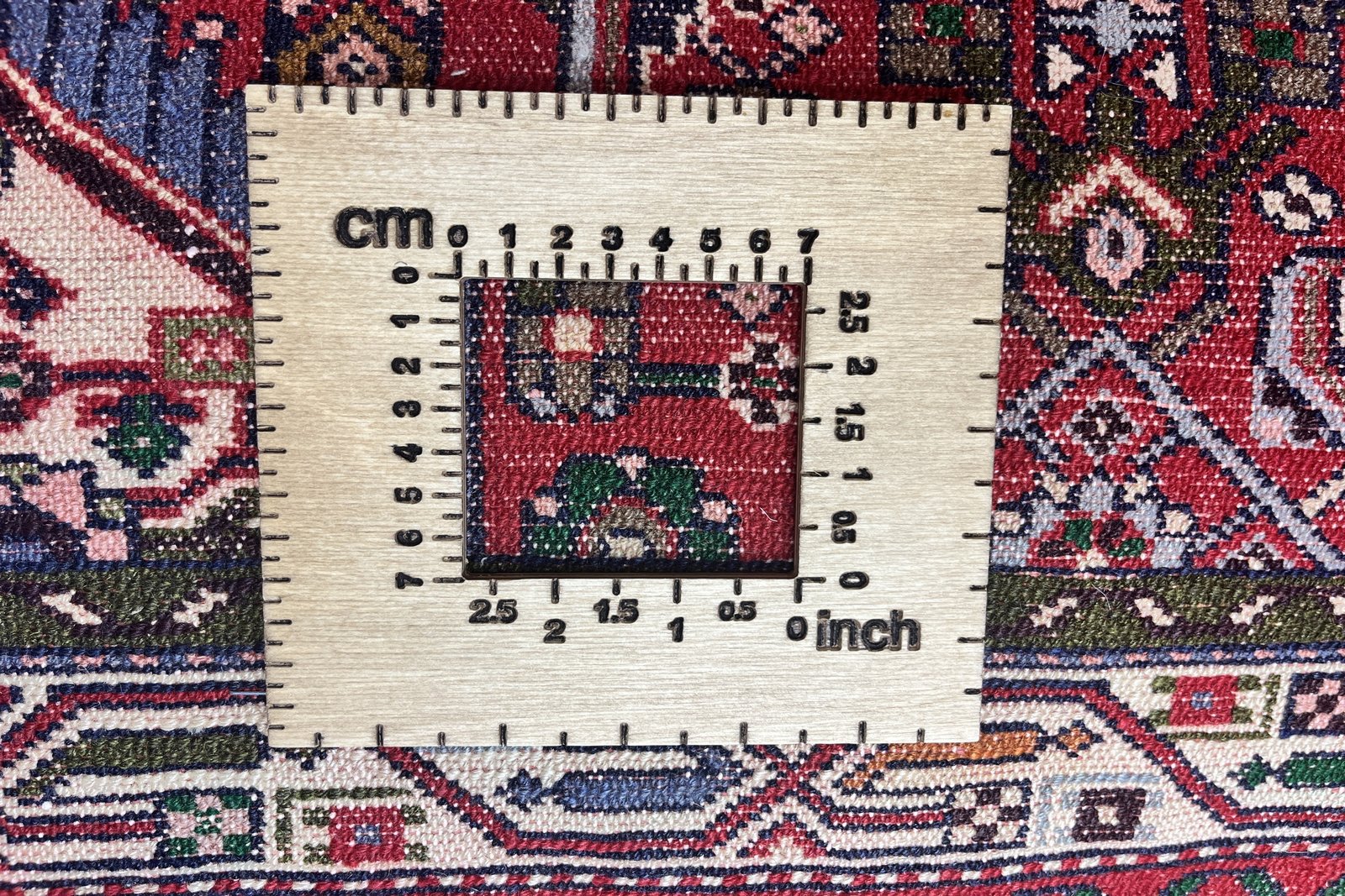 Assadabad — Hand-knotted, 82x137 cm, Red, 100% Virgin Wool | View 11