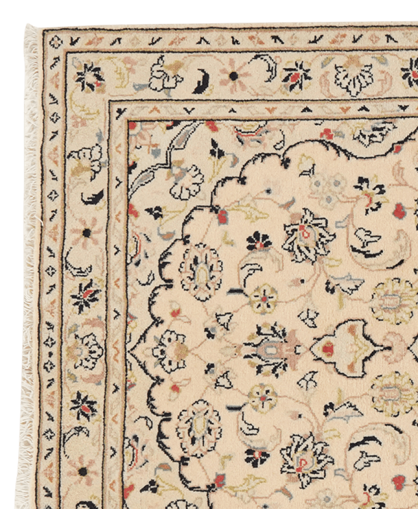 Ardakan — Hand-knotted, 101x153 cm, Beige, 100% Virgin Wool | View 3