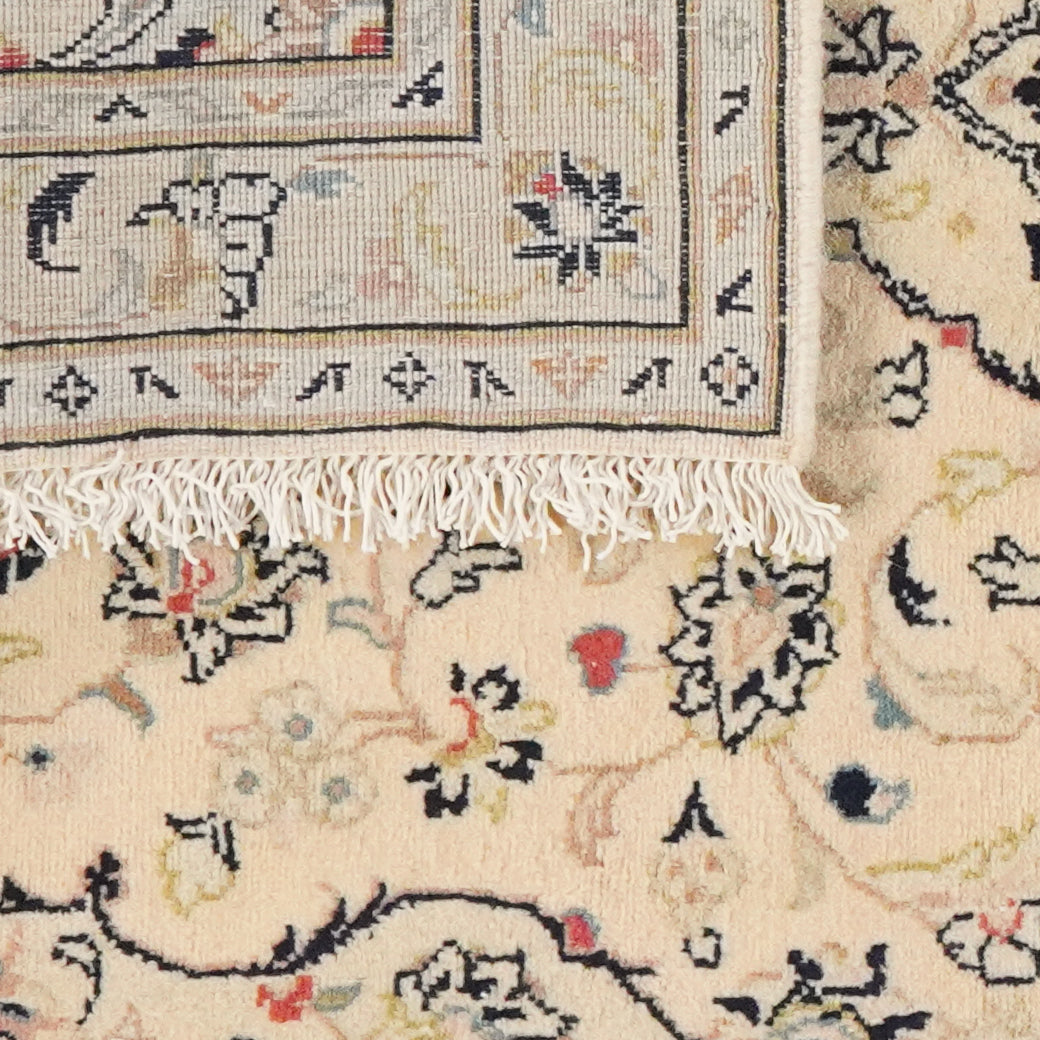 Ardakan — Hand-knotted, 101x153 cm, Beige, 100% Virgin Wool | View 6