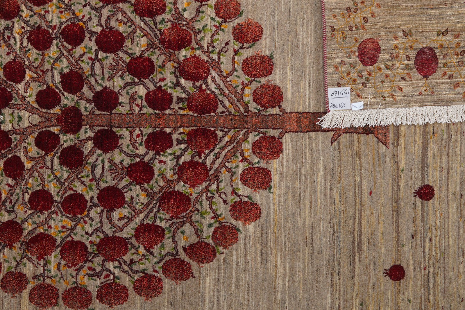 Rizbaf — Hand-knotted, 163x250 cm, Brown, 100% Virgin Wool | View 5