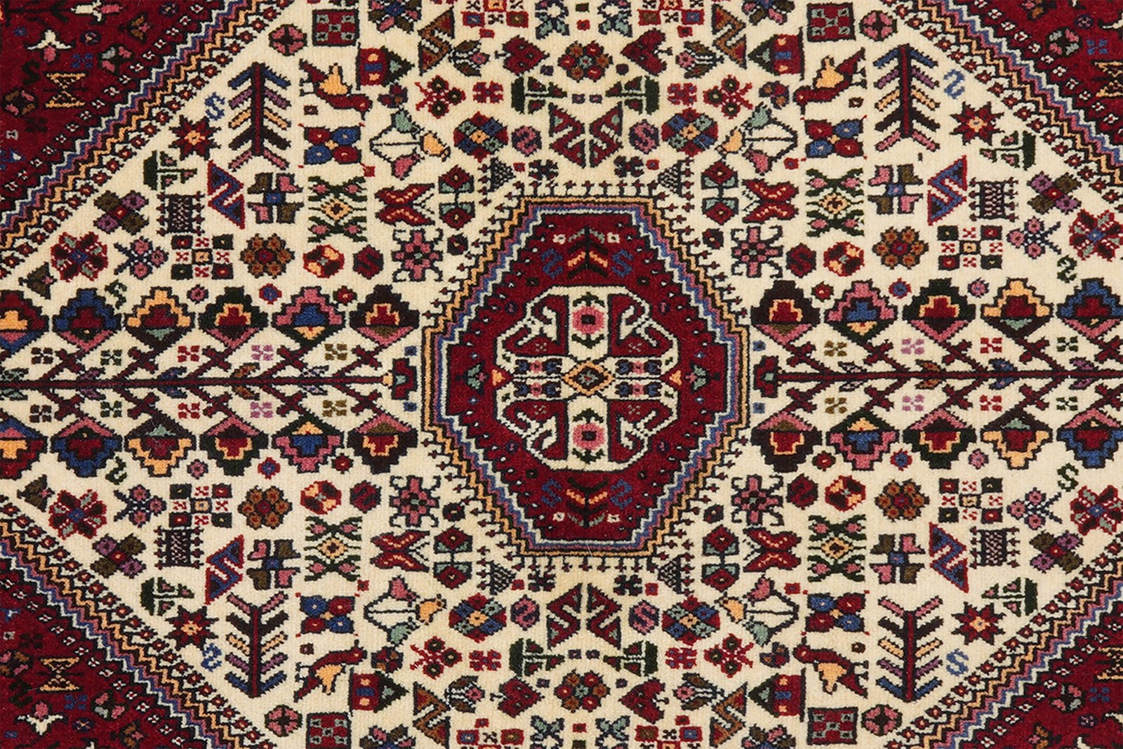 Abadeh — Hand-knotted, 100x151 cm, Beige, 100% Virgin Wool | View 4