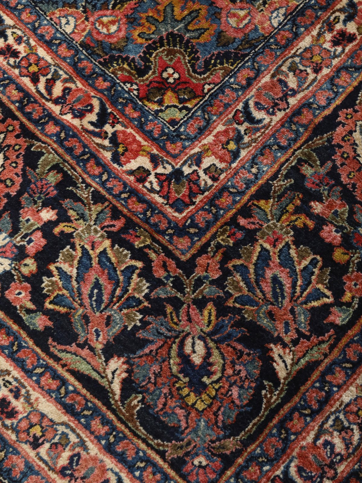 Kermanshah — Hand-knotted, 325x450 cm, 100% Virgin Wool | View 10