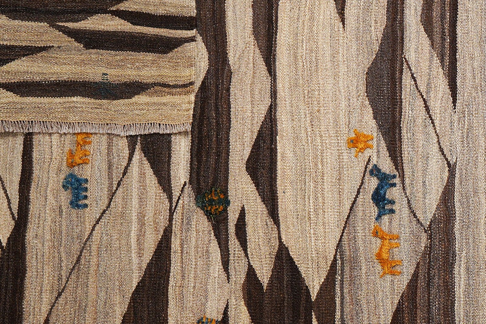Kelim Gashgai — Handmade, 195x257 cm, Brown, 100% Virgin Wool | View 7
