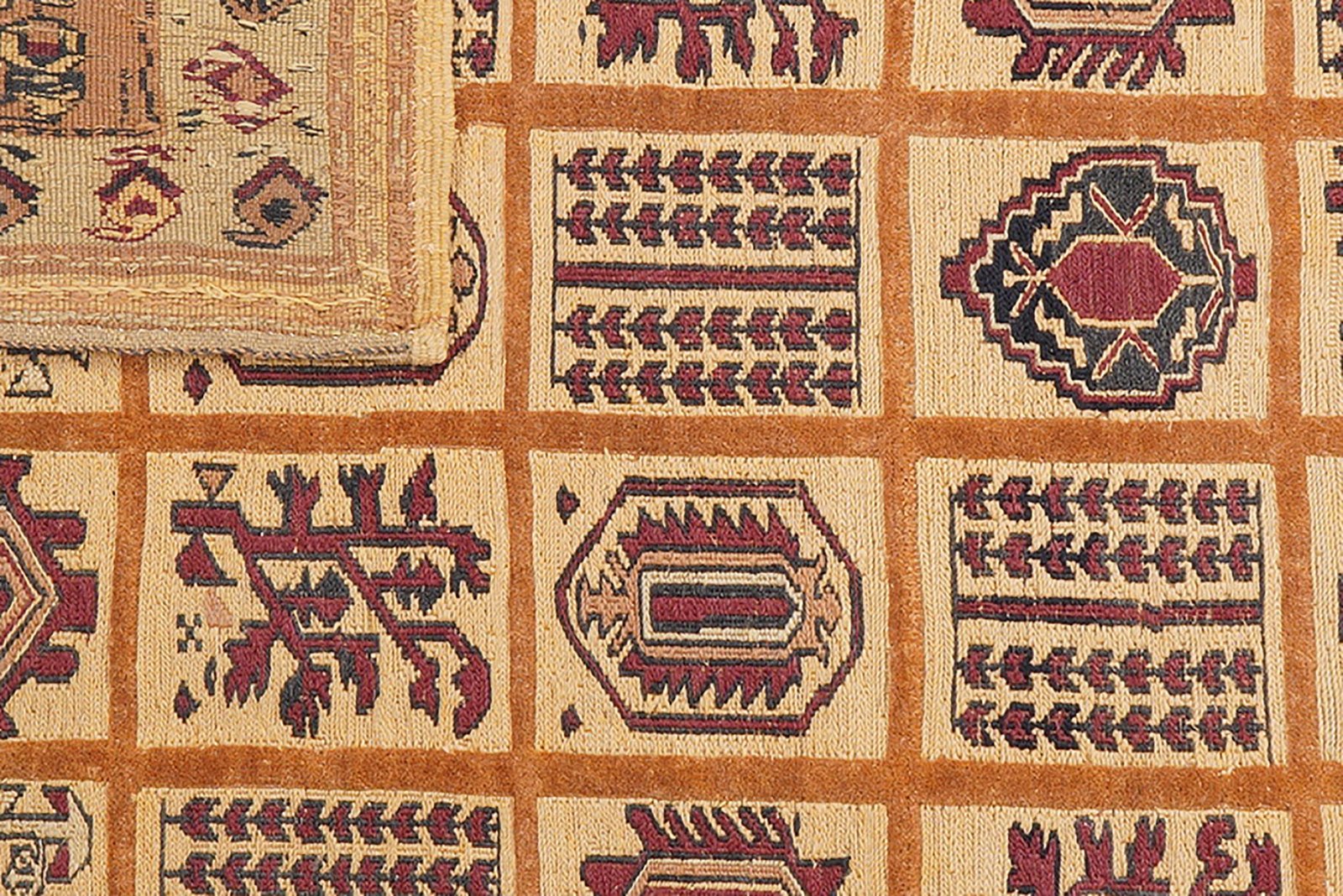 Kelim Belutch — Handmade, 132x175 cm, Beige, 100% Virgin Wool | View 7