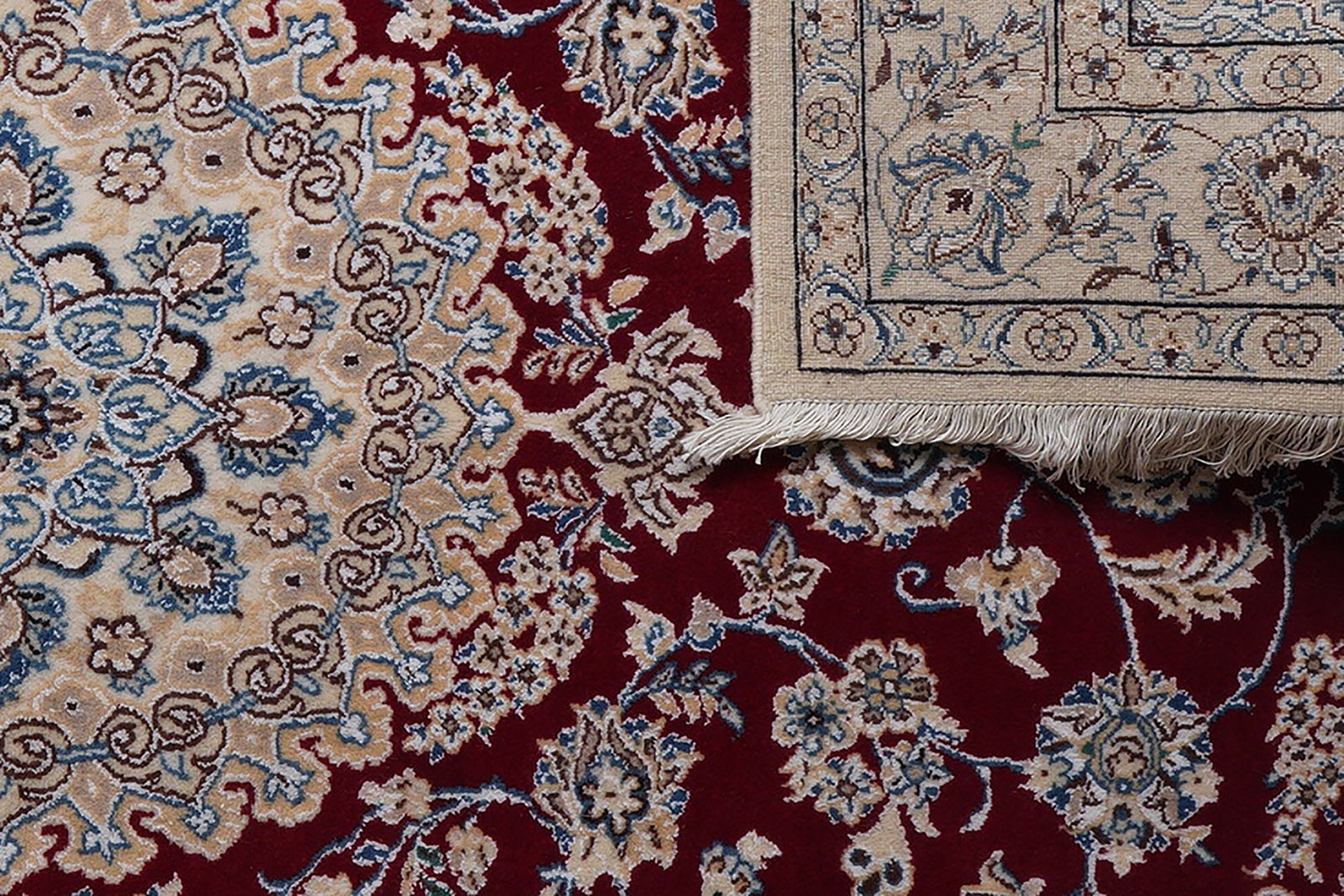 Nain 9La — Hand-knotted, 135x204 cm, Red, 100% Virgin Wool | View 7