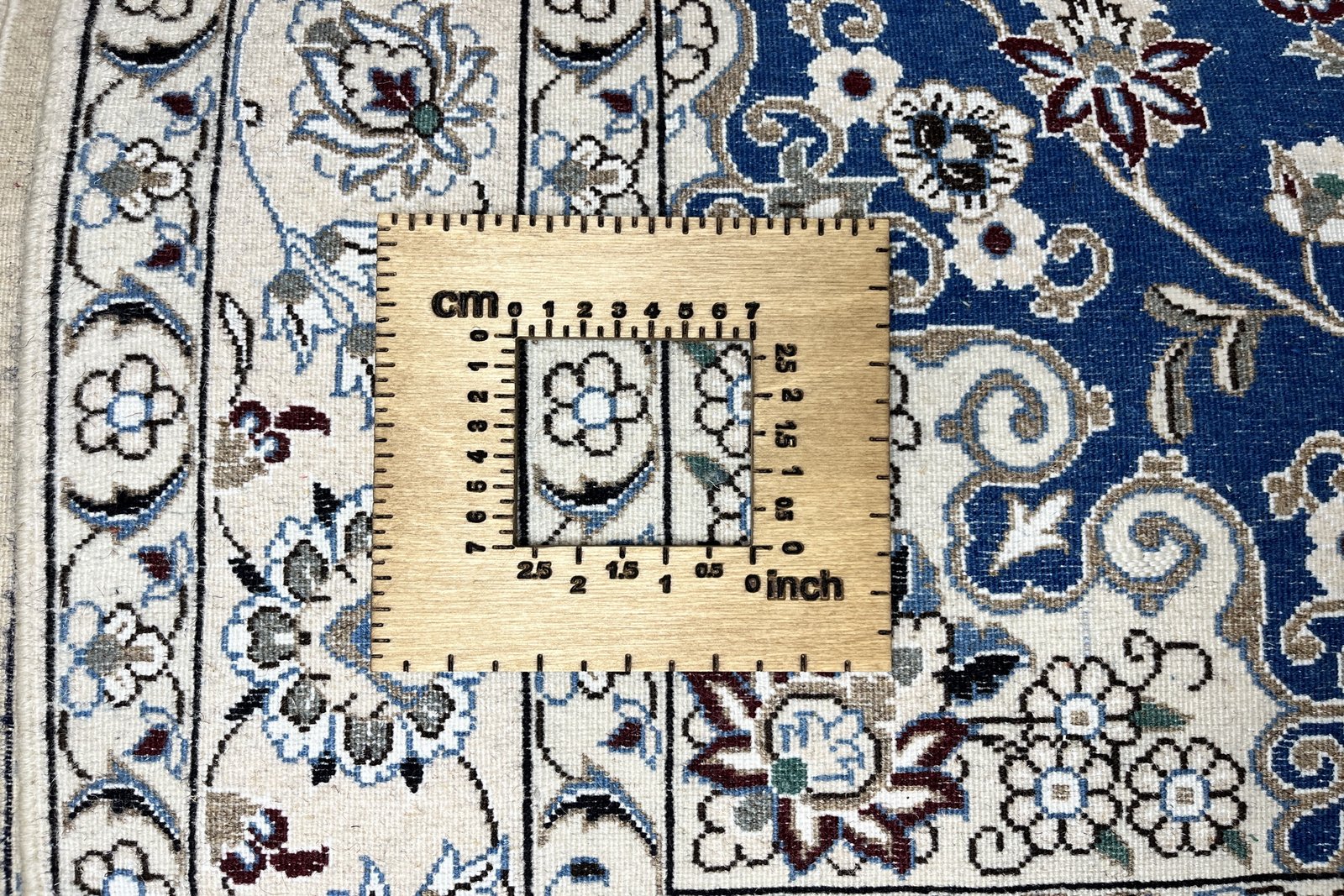 Nain 9La — Hand-knotted, 131x212 cm, Blue, 100% Virgin Wool | View 11