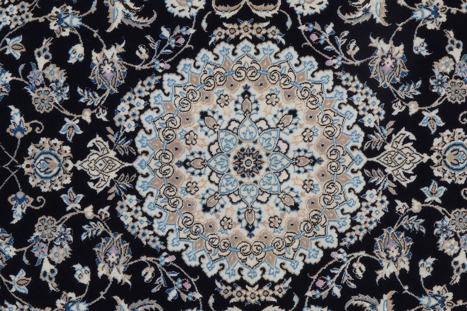 Nain 6La — Hand-knotted, 103x157 cm, Blue, 100% Virgin Wool | View 7