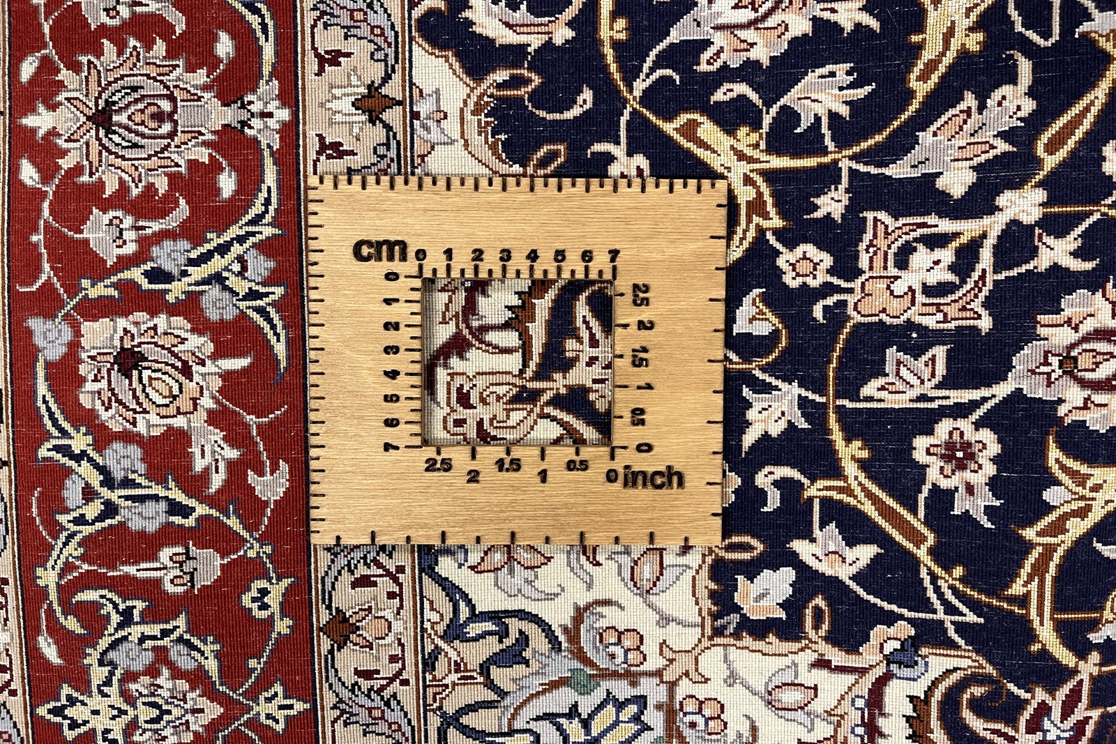 Isfahan — Hand-knotted, 108x160 cm, Blue, 95% Schurwolle, 5% Seide | View 11