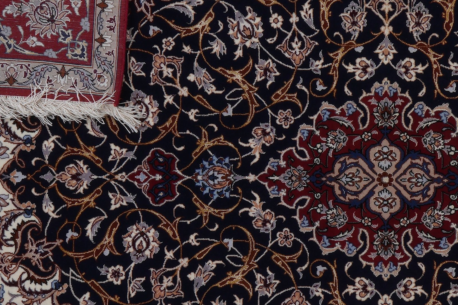 Isfahan — Hand-knotted, 108x160 cm, Blue, 95% Schurwolle, 5% Seide | View 7