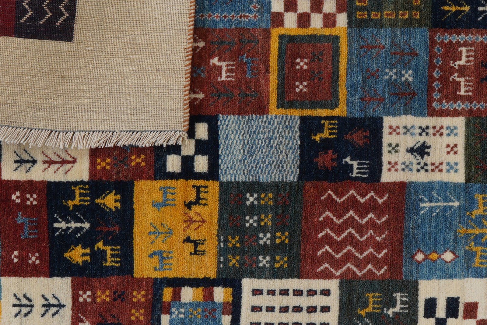 Gabbeh Sonnat — Hand-knotted, 131x186 cm, Multicolor, 100% Virgin Wool | View 6