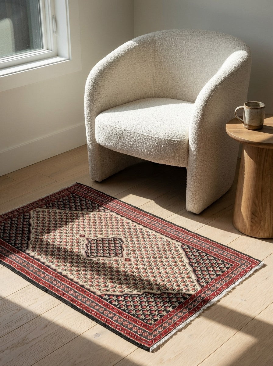 Kelim Bidjar — Handmade, 109x157 cm, Beige, 100% Virgin Wool | Detail view