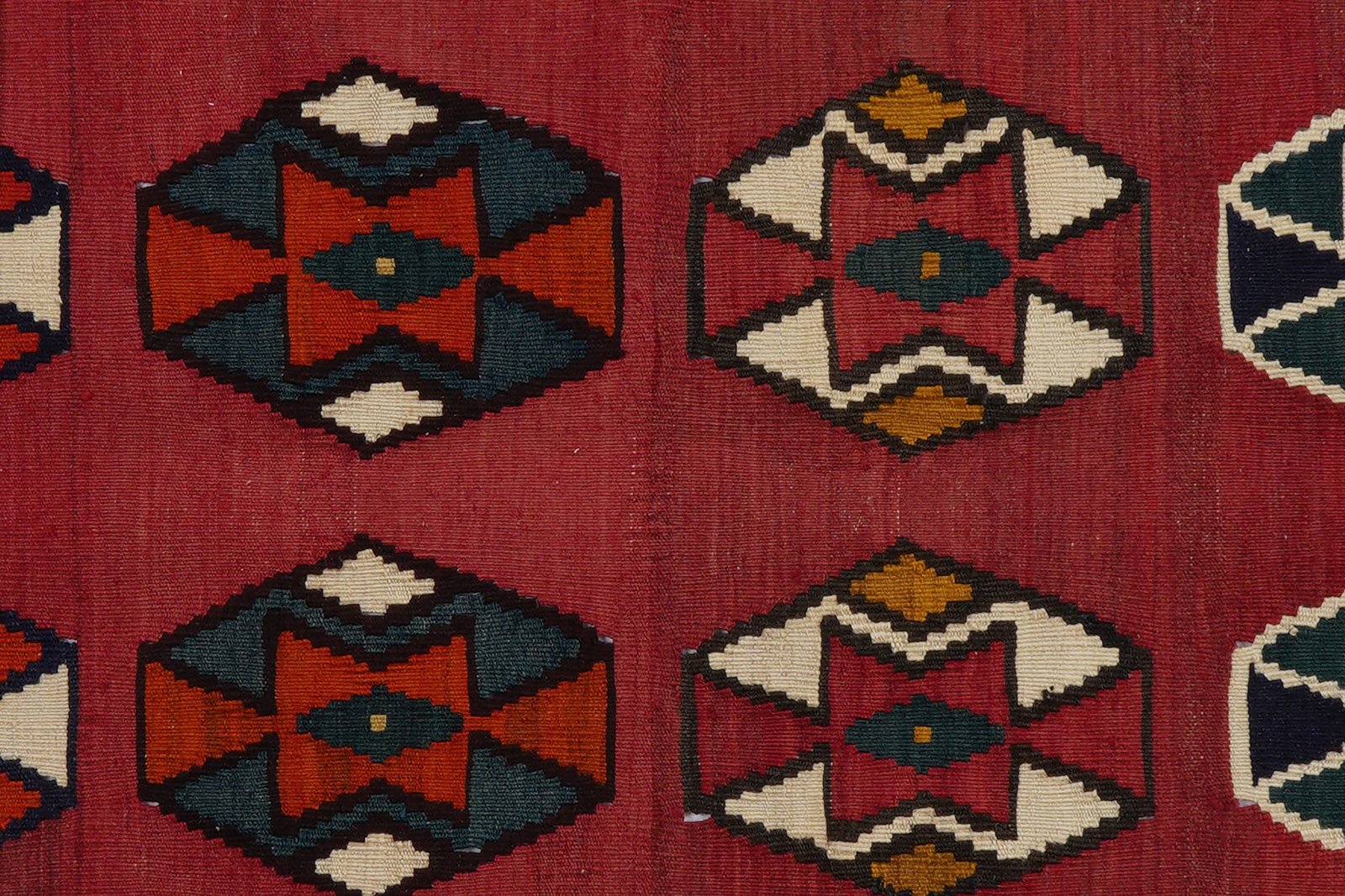 Kelim Gashgai Old — Handmade, 147x232 cm, Red, 100% Virgin Wool | View 6