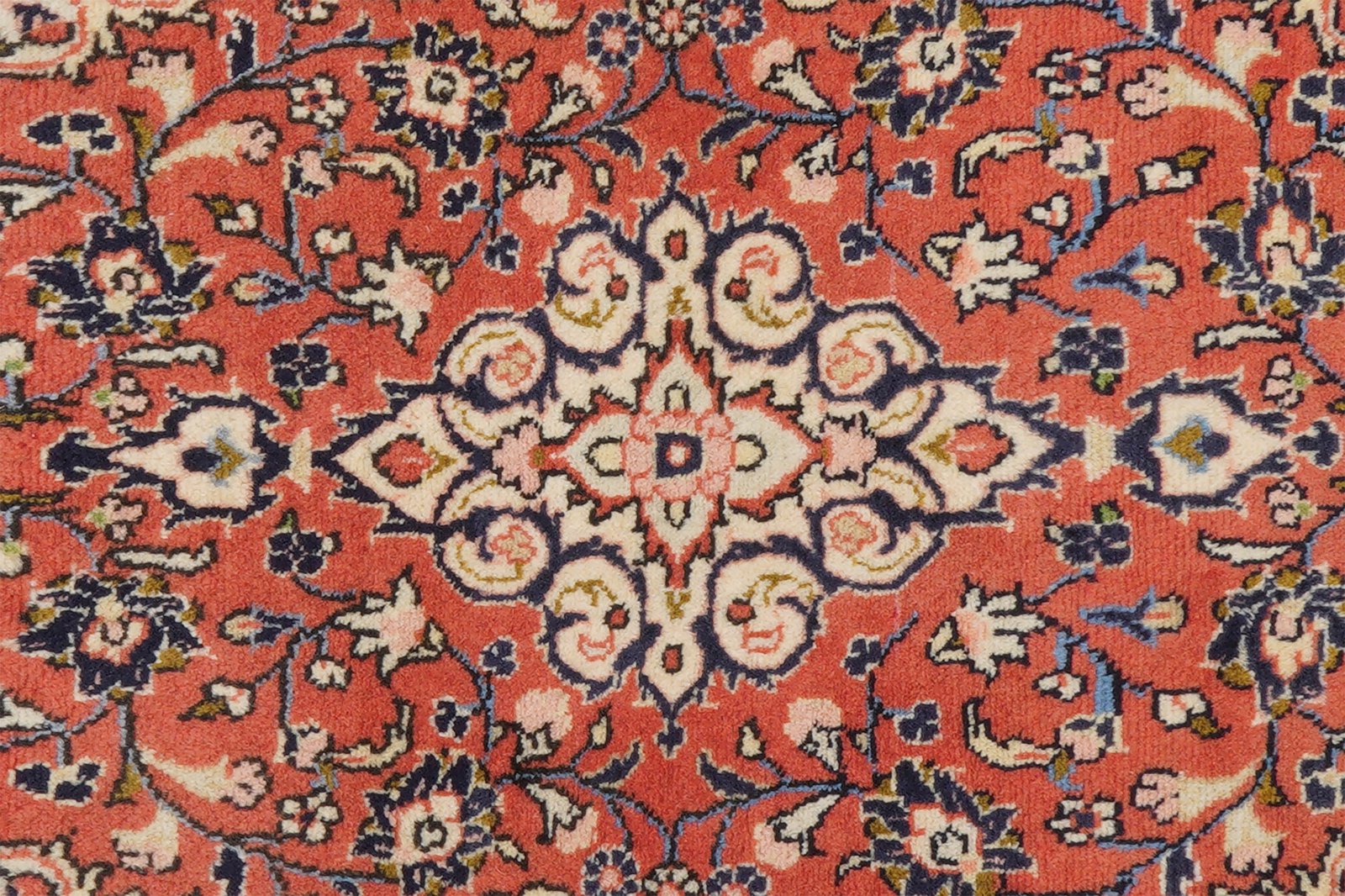 Sarough — Hand-knotted, 70x111 cm, Red, 100% Virgin Wool | View 8