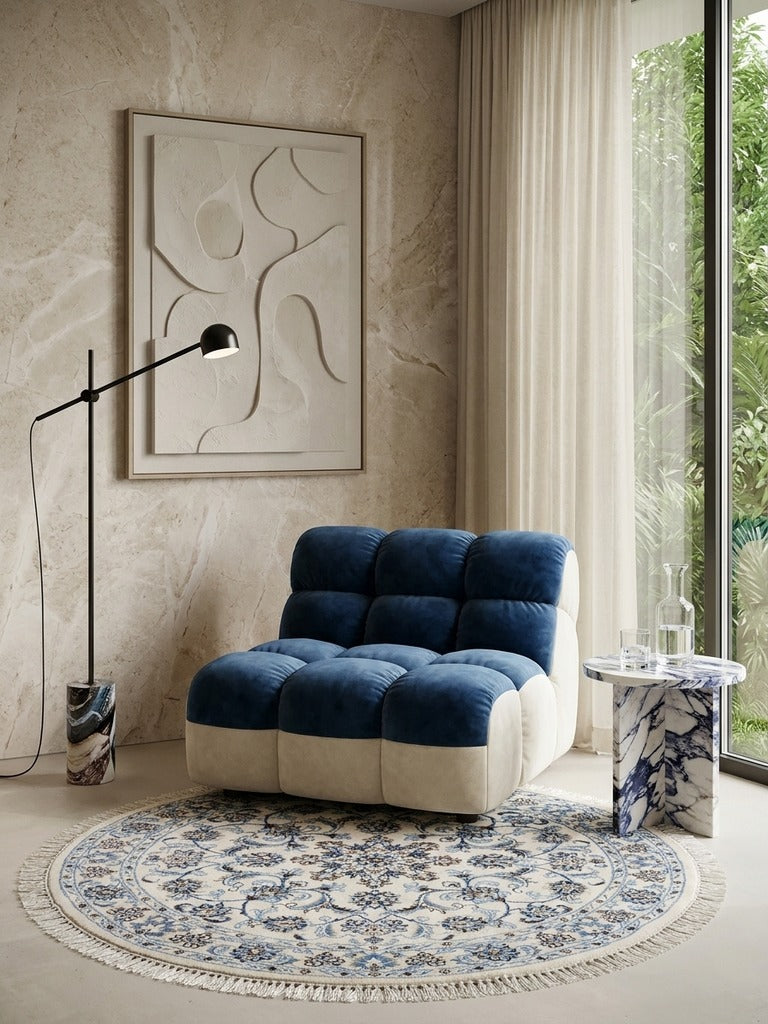 Nain — Hand-knotted, 135x135 cm, Beige, 100% Virgin Wool | Detail view