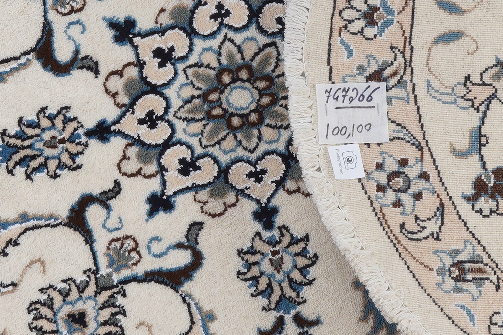 Nain — Hand-knotted, 100x100 cm, Beige, 100% Virgin Wool | View 6