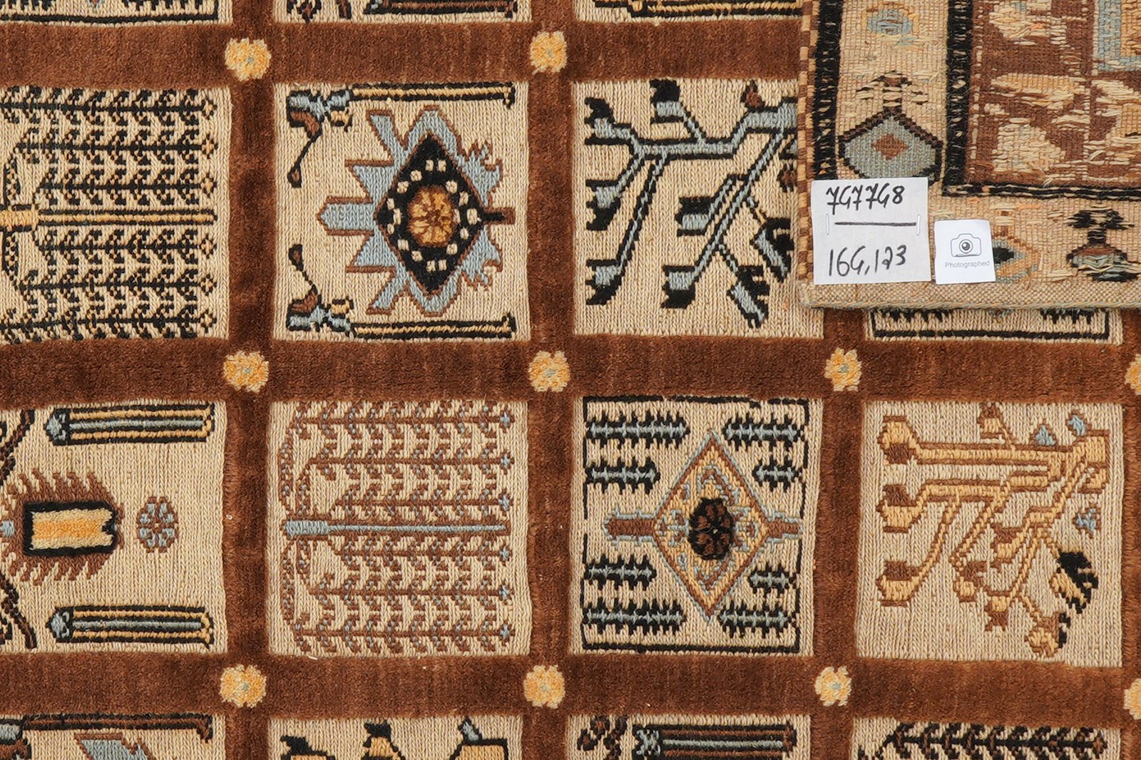 Kelim Belutch — Handmade, 123x164 cm, Brown, 100% Virgin Wool | View 5