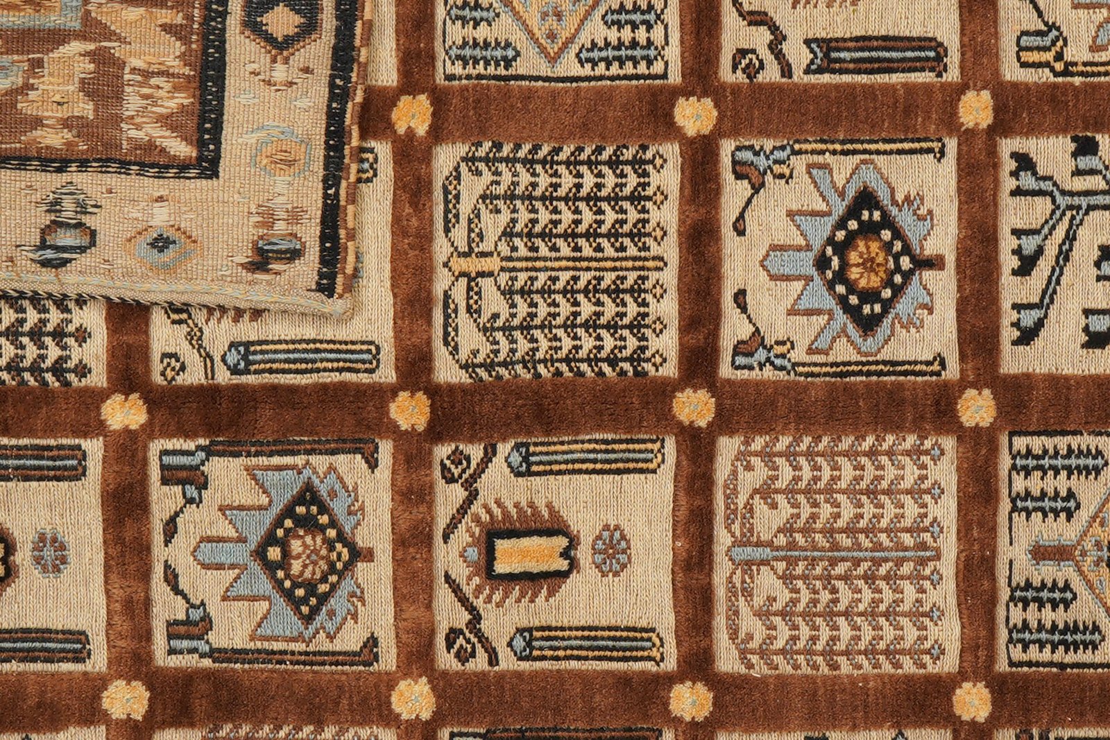 Kelim Belutch — Handmade, 123x164 cm, Brown, 100% Virgin Wool | View 7