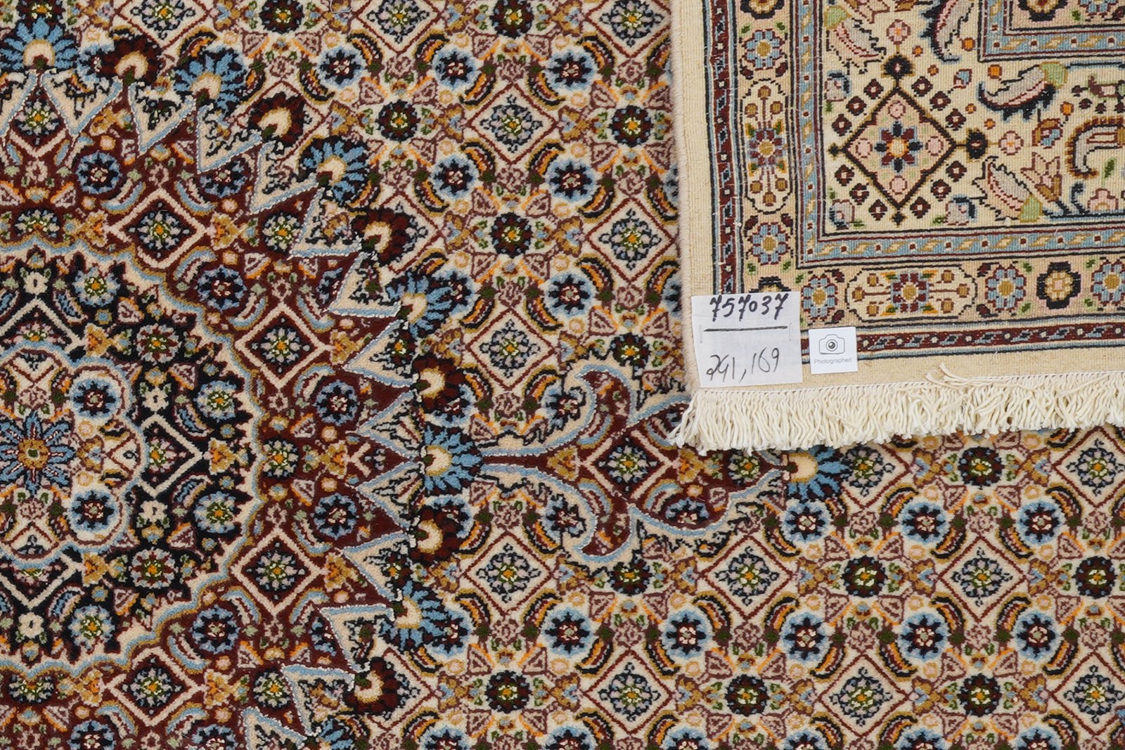 Moud Mahi — Hand-knotted, 169x241 cm, Brown, 100% Virgin Wool | View 6