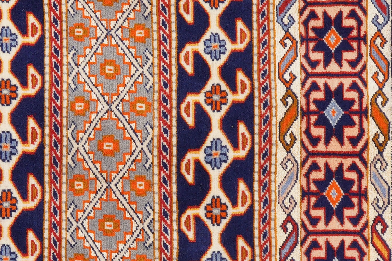 Kordibaf — Hand-knotted, 131x189 cm, Multicolor, 90% Schurwolle, 10% Seide | View 8