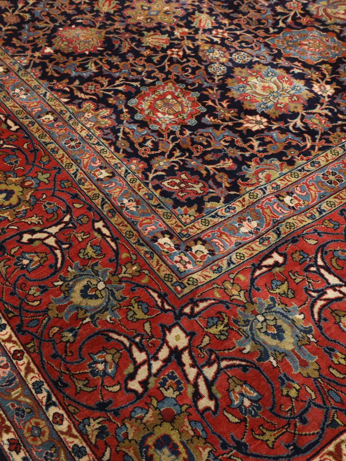 Sarough — Hand-knotted, 326x475 cm, 100% Virgin Wool | View 7