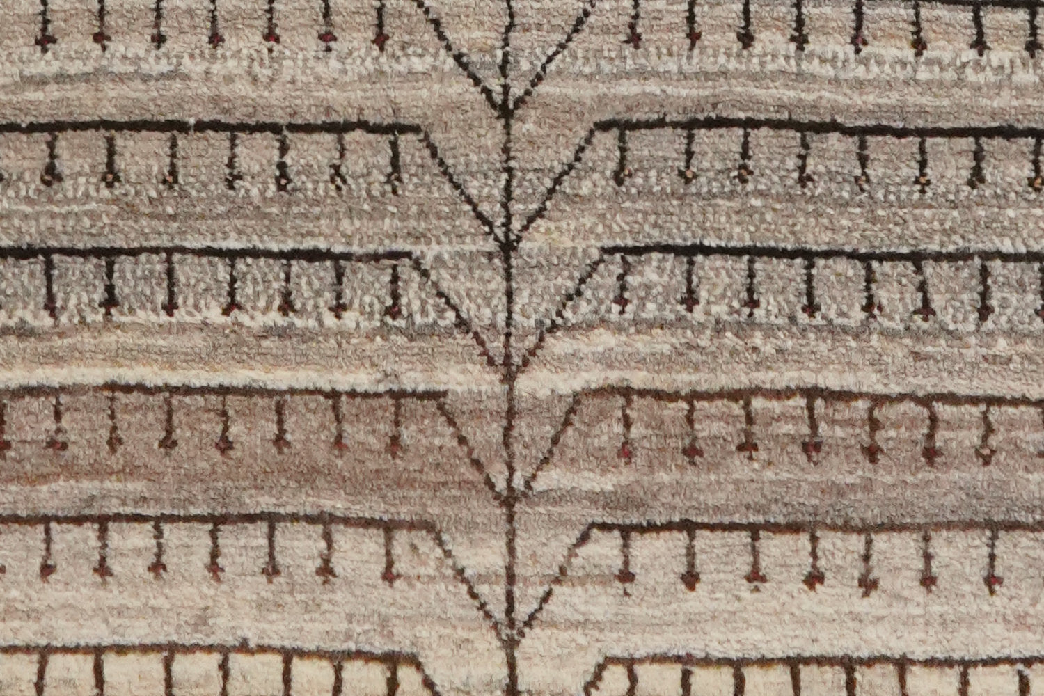 Rizbaf — Hand-knotted, 80x128 cm, Beige, 100% Virgin Wool | View 4