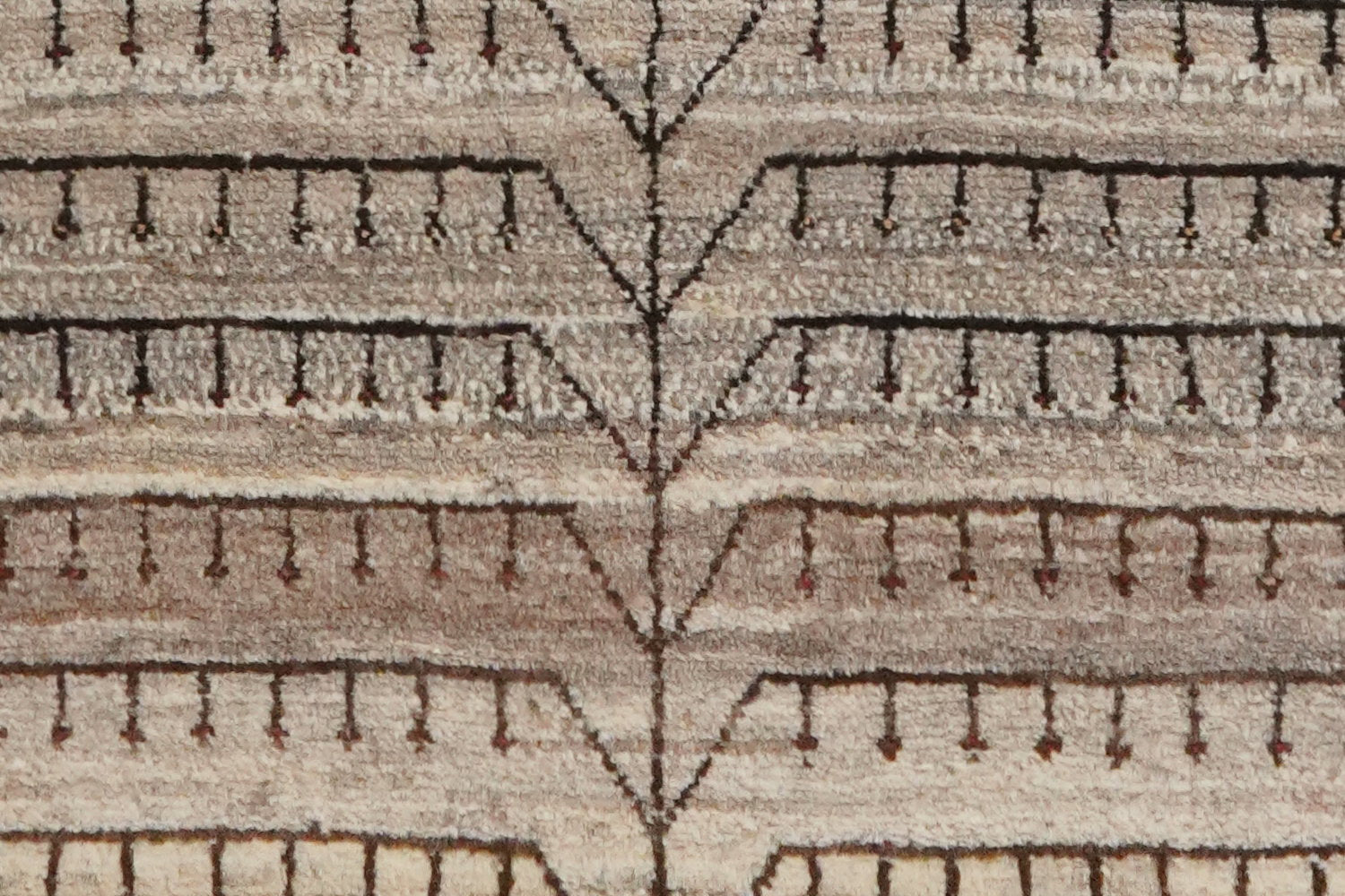 Rizbaf — Handgefertigt, 128x80 cm, Beige, 100% Virgin Wool | View 5